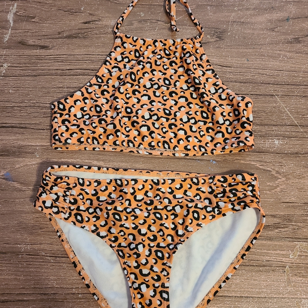Kids Leopard 2 piece swim suit.